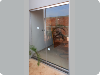 Janelas e portas de vidro